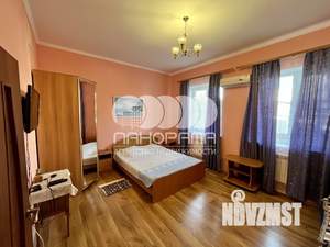 Дом 192м&sup2;, 2-этажный, участок 2 сот.  