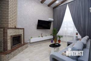 Дом 195м&sup2;, 3-этажный, участок 7 сот.  