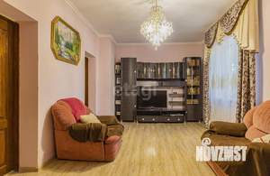 Дом 259м&sup2;, 3-этажный, участок 5 сот.  