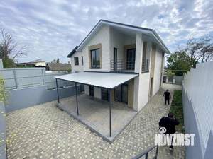 Дом 174м&sup2;, 2-этажный, участок 6 сот.  