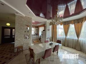 Дом 556м&sup2;, 2-этажный, участок 6 сот.  