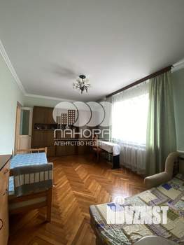 Дом 162м², 2-этажный, участок 9 сот.  