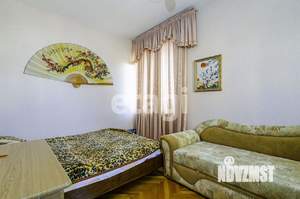 Дом 153м&sup2;, 2-этажный, участок 3 сот.  