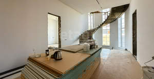 Дом 851м², 3-этажный, участок 7 сот.  