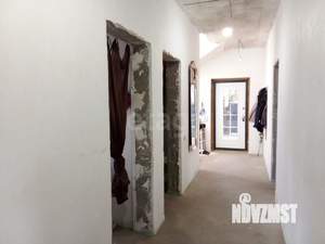 Дом 190м², 2-этажный, участок 4 сот.  