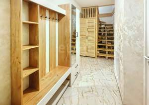 Дом 258м&sup2;, 3-этажный, участок 6 сот.  