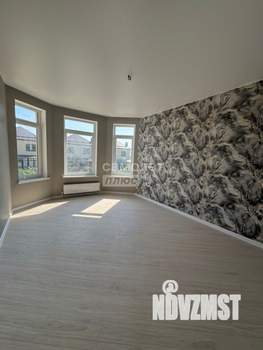 Дом 180м², 2-этажный, участок 5 сот.  