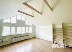 Дом 345м&sup2;, 3-этажный, участок 12 сот.  