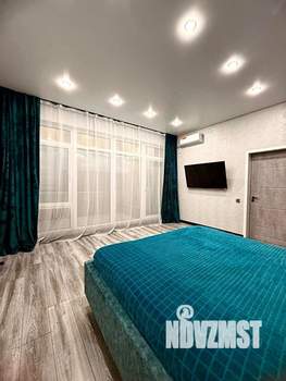 Коттедж 360м², 2-этажный, участок 6 сот.  