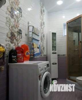 Дом 180м&sup2;, 2-этажный, участок 4 сот.  