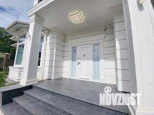 Коттедж 643м&sup2;, 2-этажный, участок 10 сот.  