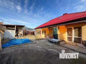 Дом 255м&sup2;, 3-этажный, участок 6 сот.  