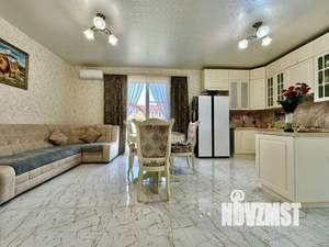 Дом 130м&sup2;, 2-этажный, участок 4 сот.  