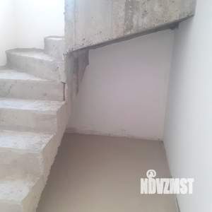 Дом 110м², 2-этажный, участок 5 сот.  