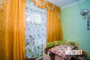 Дом 145м&sup2;, 2-этажный, участок 3 сот.  