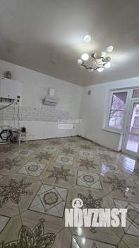 Дом 175м&sup2;, 2-этажный, участок 4 сот.  