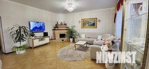 Дом 205м², 2-этажный, участок 5 сот.  