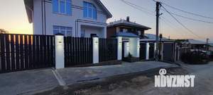 Дом 255м&sup2;, 2-этажный, участок 4 сот.  