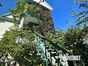 Дом 300м&sup2;, 2-этажный, участок 5 сот.  