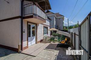 Дом 152м&sup2;, 2-этажный, участок 4 сот.  