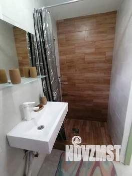 Студия квартира, посуточно, 20м2, 1/1 этаж