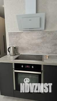 Студия квартира, посуточно, 33м2, 4/8 этаж