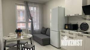 1-к квартира, посуточно, 45м2, 2/8 этаж