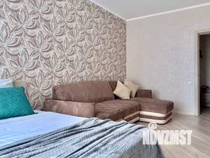 1-к квартира, посуточно, 35м2, 3/9 этаж