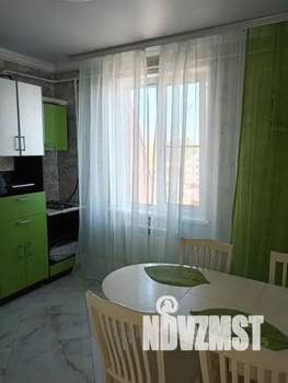 4-к квартира, посуточно, 95м2, 5/5 этаж