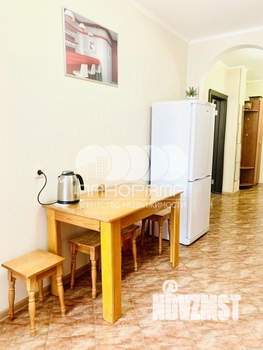 1-к квартира, на длительный срок, 54м2, 1/9 этаж