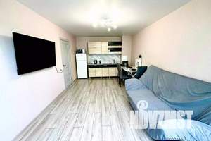 1-к квартира, посуточно, 42м2, 1/16 этаж