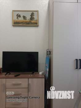 Студия квартира, посуточно, 27м2, 1/8 этаж