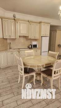 Студия квартира, посуточно, 45м2, 2/4 этаж