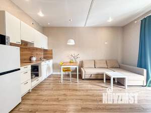 Студия квартира, посуточно, 38м2, 4/8 этаж