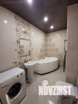 1-к квартира, посуточно, 60м2, 1/10 этаж