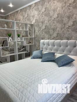 1-к квартира, посуточно, 35м2, 3/16 этаж