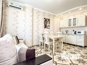 1-к квартира, посуточно, 58м2, 5/10 этаж