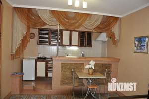 1-к квартира, посуточно, 40м2, 1/3 этаж