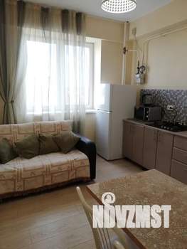 1-к квартира, посуточно, 40м2, 5/9 этаж