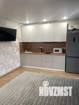 Студия квартира, посуточно, 36м2, 3/7 этаж