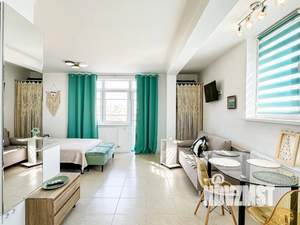 Студия квартира, посуточно, 34м2, 6/7 этаж