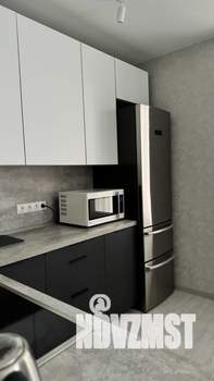 Студия квартира, посуточно, 33м2, 4/8 этаж