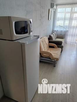 Студия квартира, посуточно, 25м2, 11/18 этаж