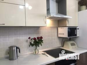 1-к квартира, посуточно, 42м2, 3/3 этаж