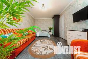 1-к квартира, посуточно, 38м2, 4/9 этаж