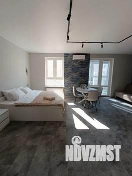Студия квартира, посуточно, 38м2, 6/8 этаж