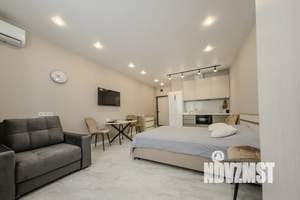 Студия квартира, посуточно, 44м2, 16/19 этаж
