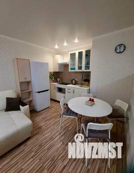 Студия квартира, посуточно, 49м2, 6/10 этаж