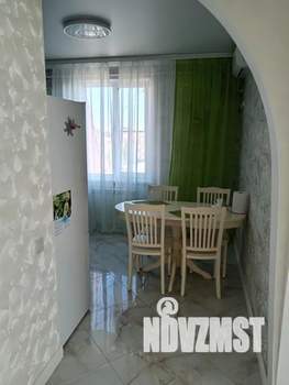 4-к квартира, посуточно, 95м2, 5/5 этаж