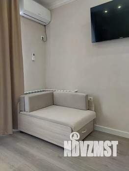 Студия квартира, посуточно, 25м2, 1/4 этаж